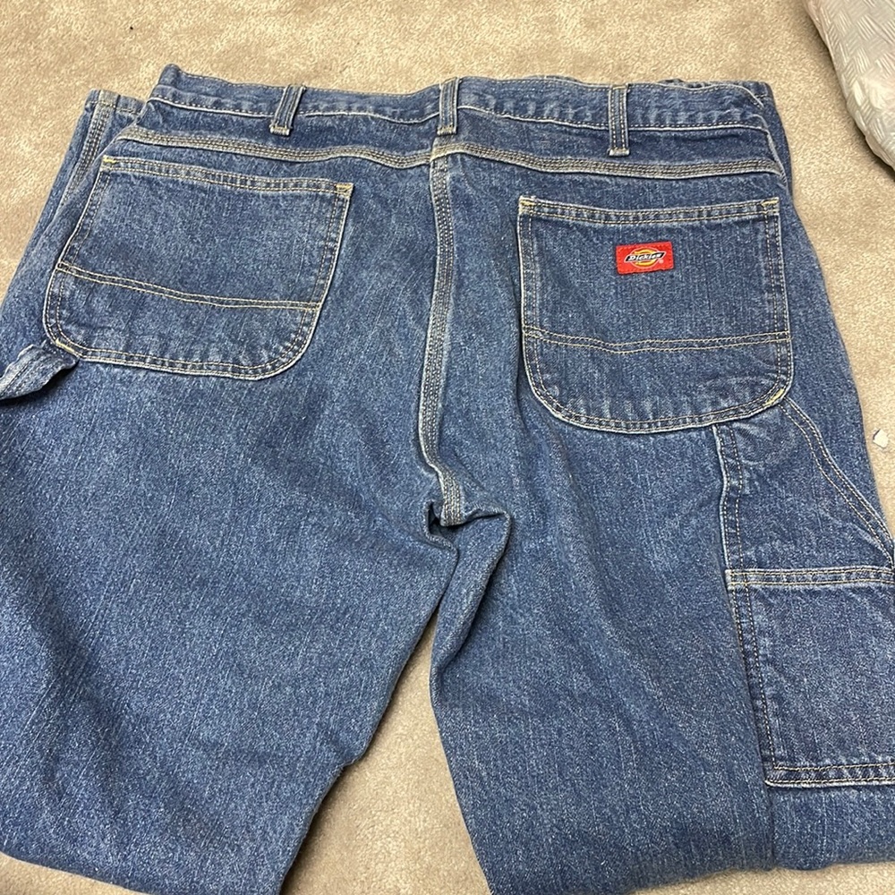 Men’s Dickies carpenter pants Size 36x34. Warn a few times.